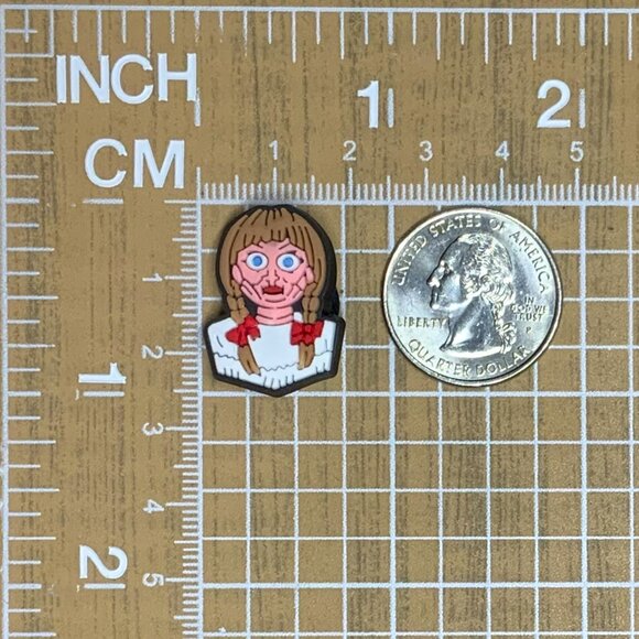 Croc Charm Annabelle Doll Halloween Paranormal Conjuring Horror Scary Movie - Picture 3 of 3